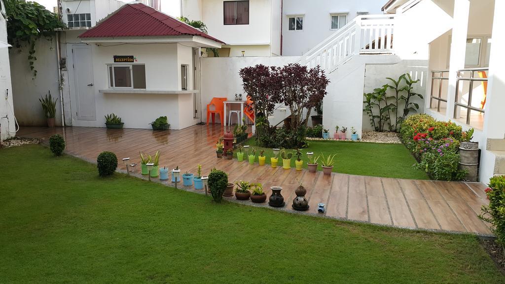 Clubboracay Apartelle Balabag  Exteriör bild
